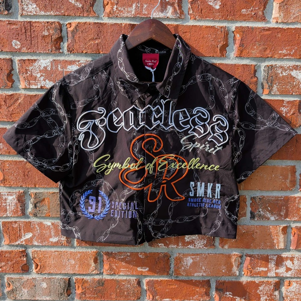 Smoke Rise Red Crop Shirt Women Medium Black Fearless Spirit Chain Print